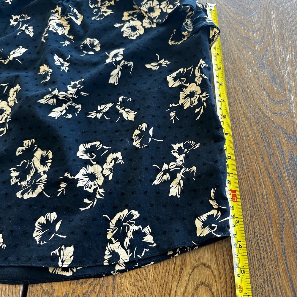 Joie Marlina Waterfall Ruffle Sleeve V-Neck Floral Popover Top Caviar Size M - Picture 15 of 16